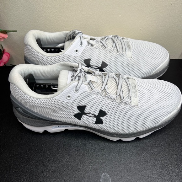 🌹 Under Armour Mens Charged Gemini 3023276-100 White Running Shoes Sneakers 9 - Picture 2 of 14